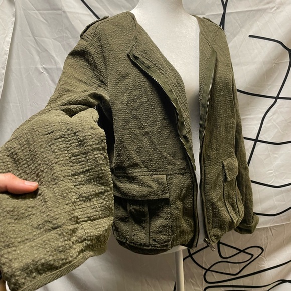 SANCTUARY Basic Long-Sleeved Olive Green Cardigan - Picture 3 of 5